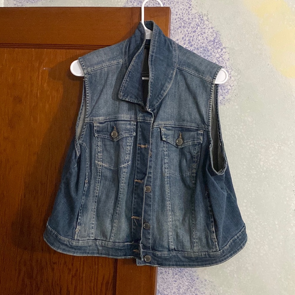Lane Bryant size 22 denim vest never worn